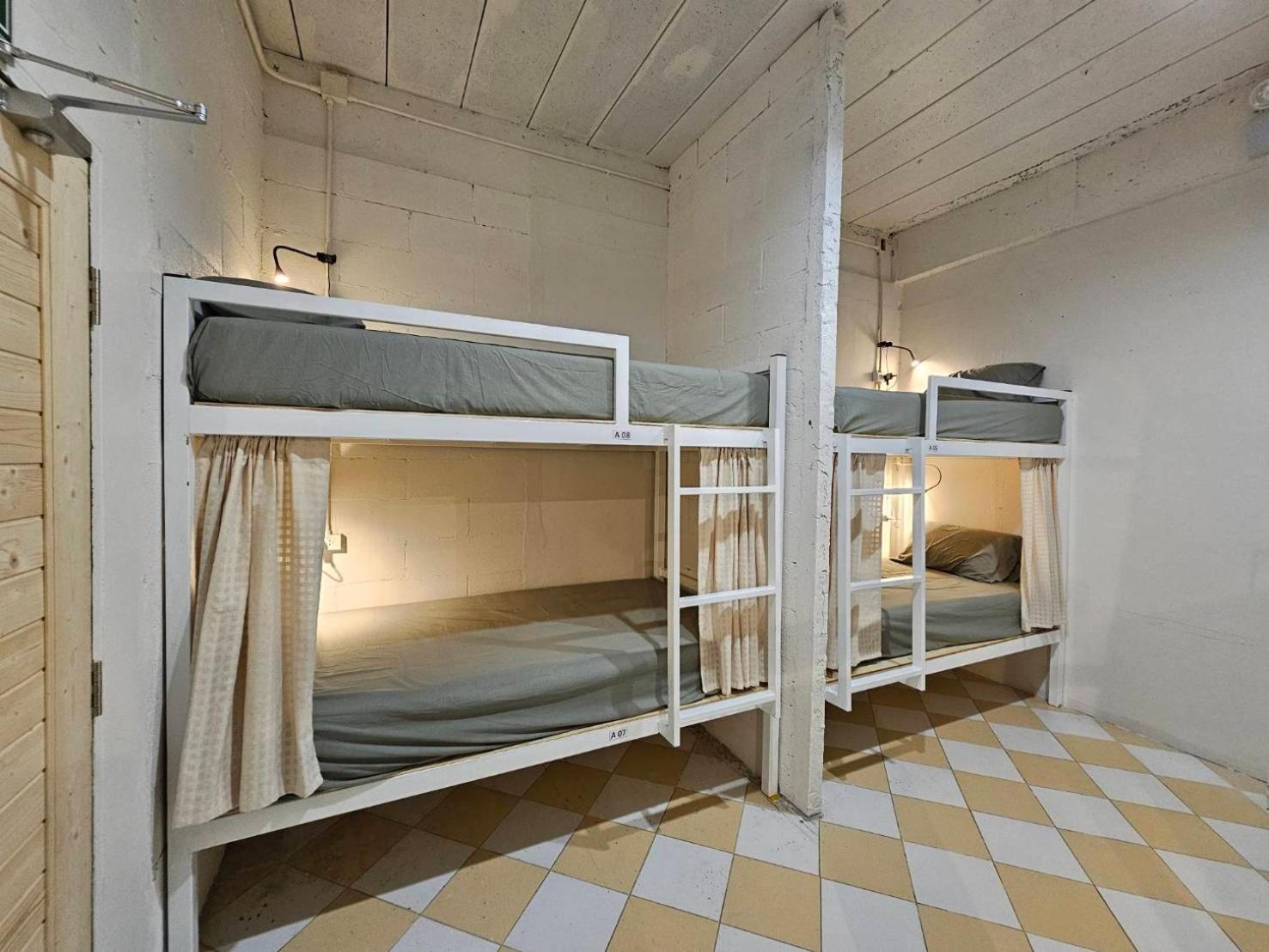 Hao Norn Hostel 通萨拉 外观 照片