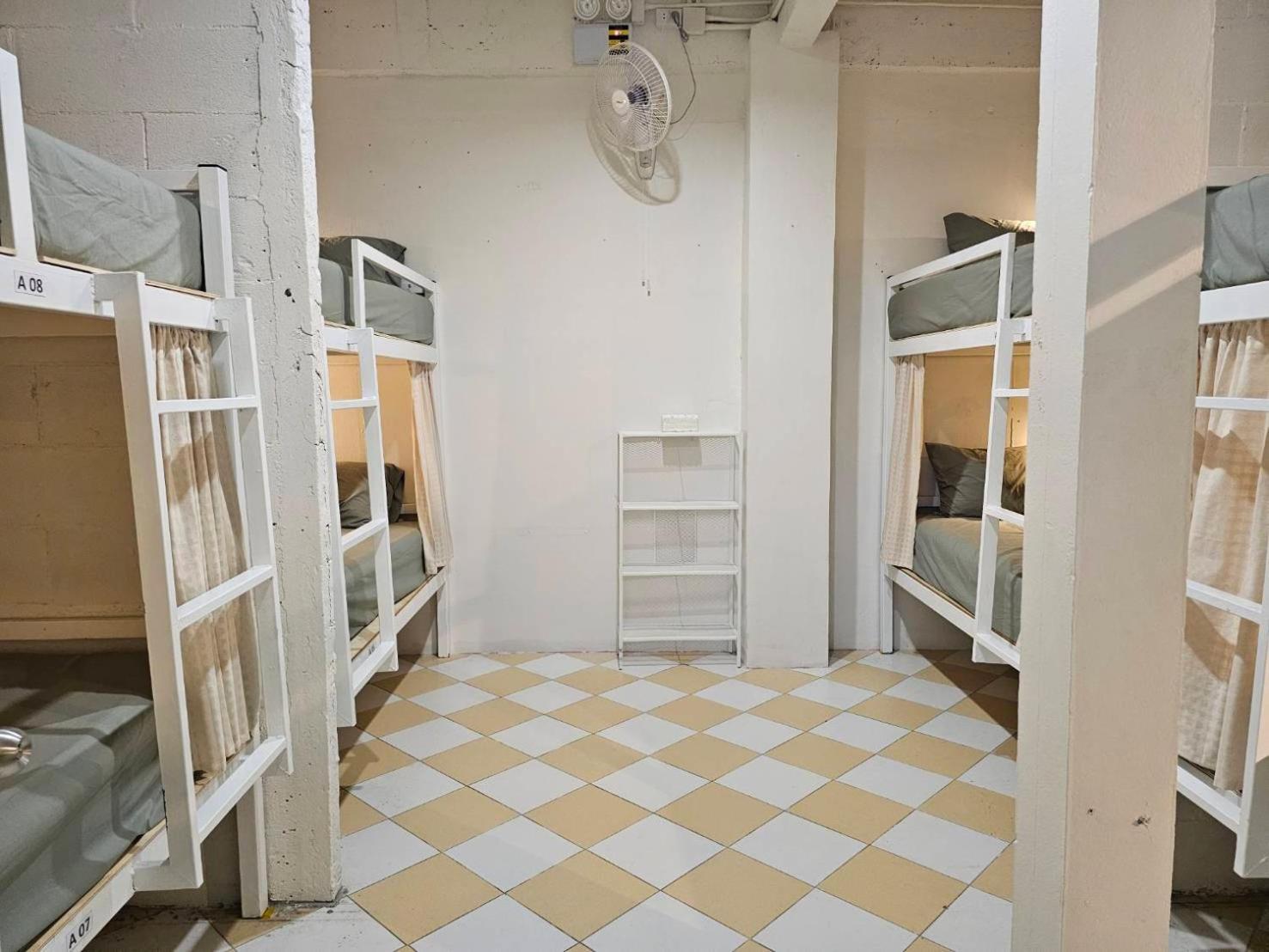 Hao Norn Hostel 通萨拉 外观 照片