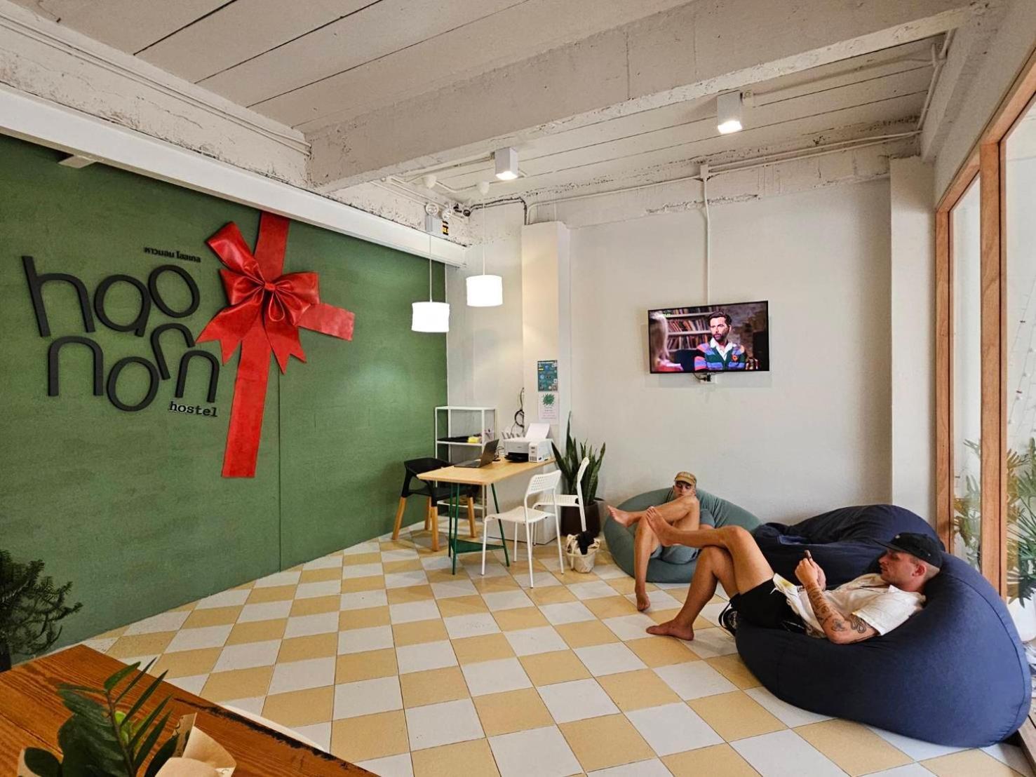 Hao Norn Hostel 通萨拉 外观 照片