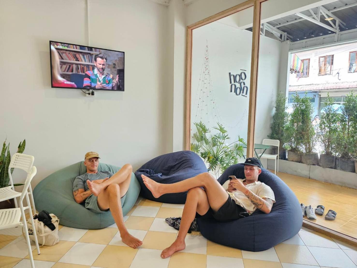 Hao Norn Hostel 通萨拉 外观 照片