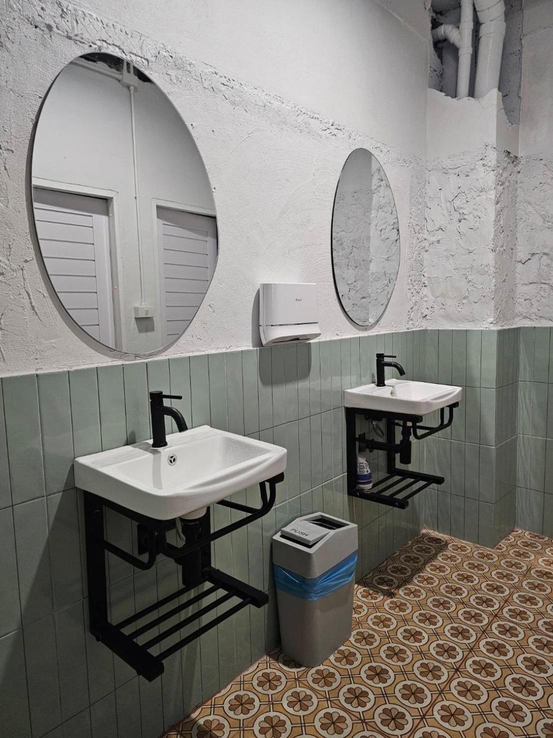 Hao Norn Hostel 通萨拉 外观 照片