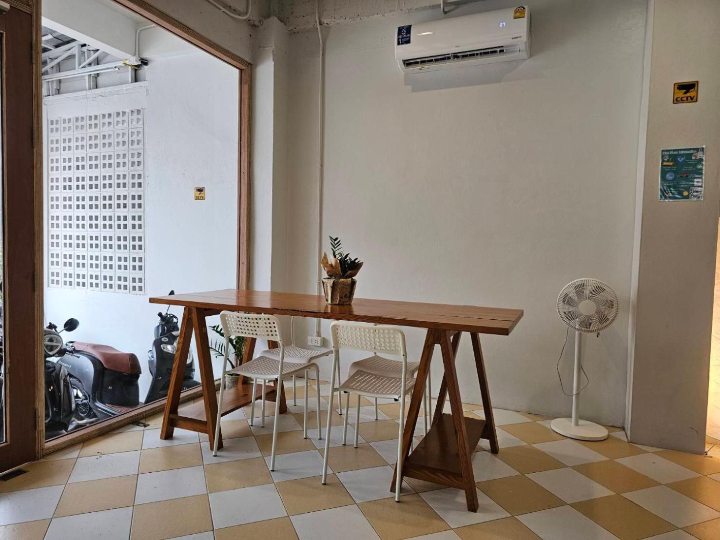 Hao Norn Hostel 通萨拉 外观 照片